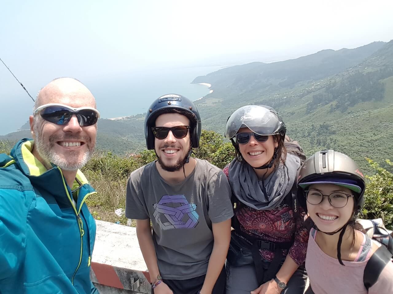 Selfie à scooter au col de Hai Van